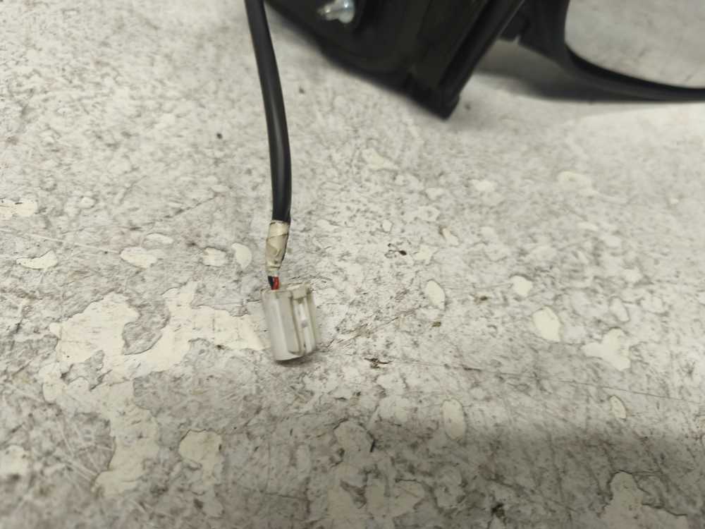 RETROVISEUR DROIT TOYOTA - Vue 3